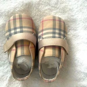 Baby Burberry Charlton Bootie Sz EU19